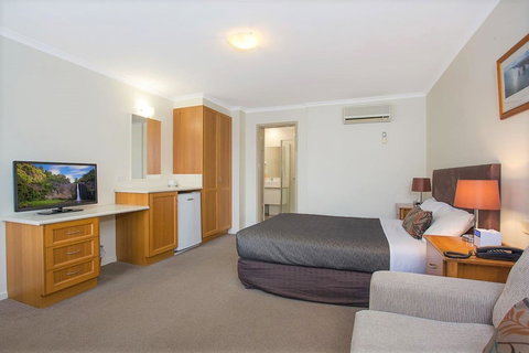Comfort Inn Warrnambool International - Phillip Island Accommodation 4