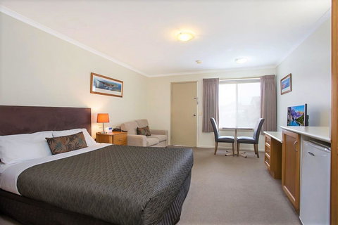 Comfort Inn Warrnambool International - Phillip Island Accommodation 5