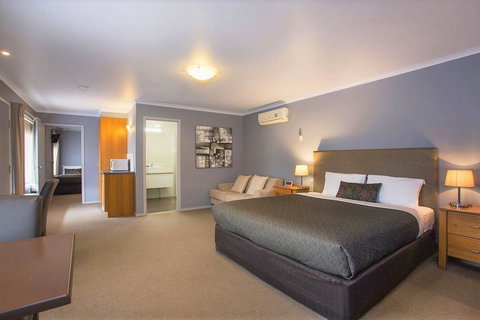 Comfort Inn Warrnambool International - Phillip Island Accommodation 23