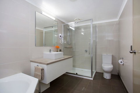 Comfort Inn Warrnambool International - Phillip Island Accommodation 10