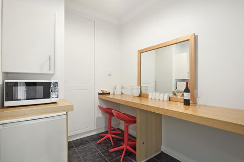 The International Motel Apollo Bay - Phillip Island Accommodation 12