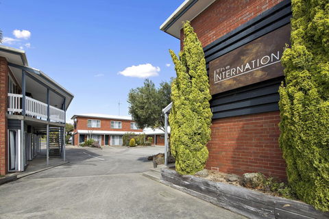 The International Motel Apollo Bay - Phillip Island Accommodation 3