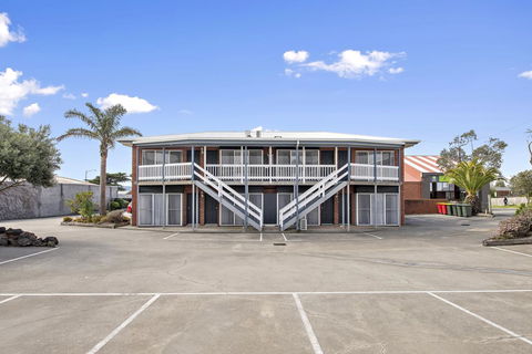 The International Motel Apollo Bay - Phillip Island Accommodation 5
