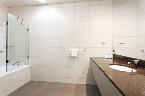 Quality Hotel Bayside Geelong - Phillip Island Accommodation 11
