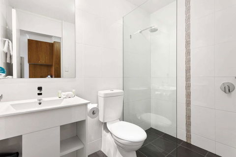 Quality Hotel Bayside Geelong - Phillip Island Accommodation 24