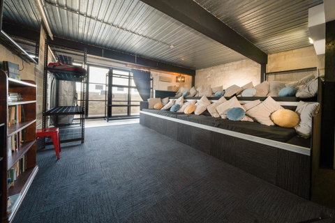Summer House Melbourne - Phillip Island Accommodation 5