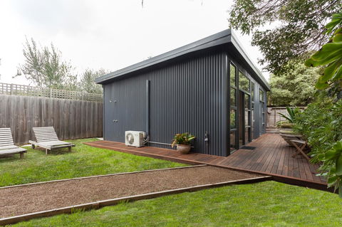 The Love Shack - Romantic Bungalow - Phillip Island Accommodation 12