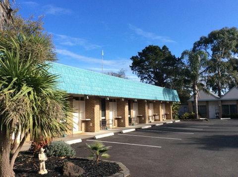 Tropicana Motor Inn - Phillip Island Accommodation 38