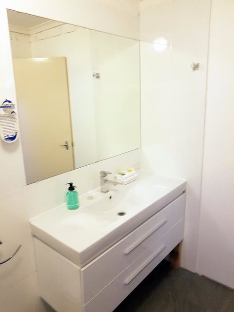 Tropicana Motor Inn - Phillip Island Accommodation 31