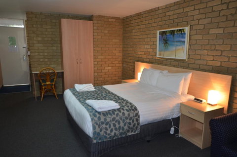 Tropicana Motor Inn - Phillip Island Accommodation 4