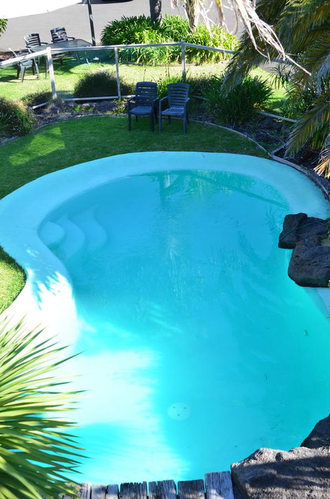 Tropicana Motor Inn - Phillip Island Accommodation 1