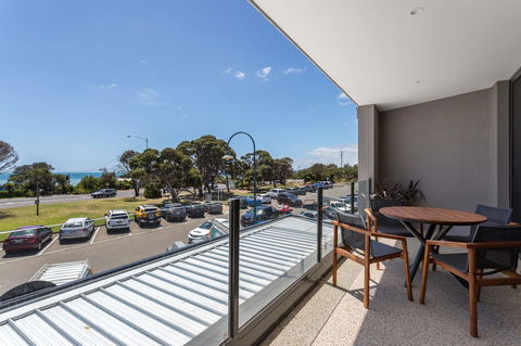 Blairgowrie Apartment 1 - On The Beach - Phillip Island Accommodation 9