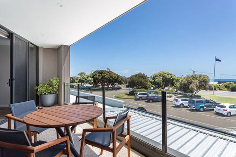 Blairgowrie Apartment 1 - On The Beach - Phillip Island Accommodation 10
