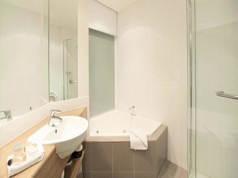 The Waves Apartments - Phillip Island Accommodation 7