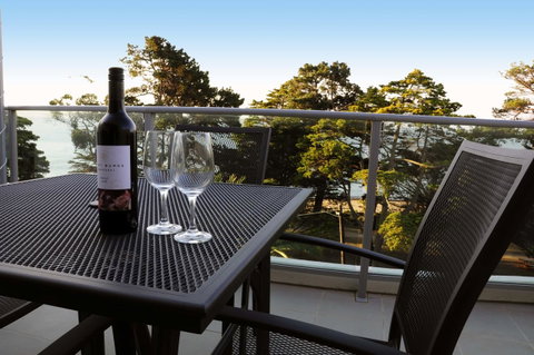The Waves Apartments - Phillip Island Accommodation 4