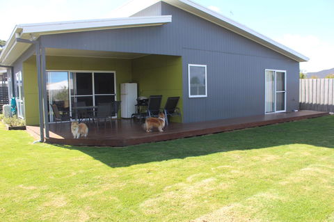 Tamara Temptation - Phillip Island Accommodation 19