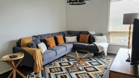 Number 9 Leisure Stay - Phillip Island Accommodation 1