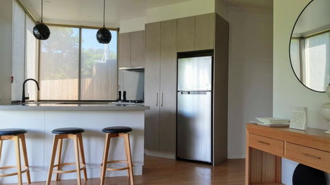 Number 9 Leisure Stay - Phillip Island Accommodation 4