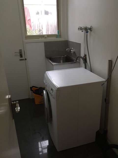 Doncaster Westfield Home Stay - Phillip Island Accommodation 18