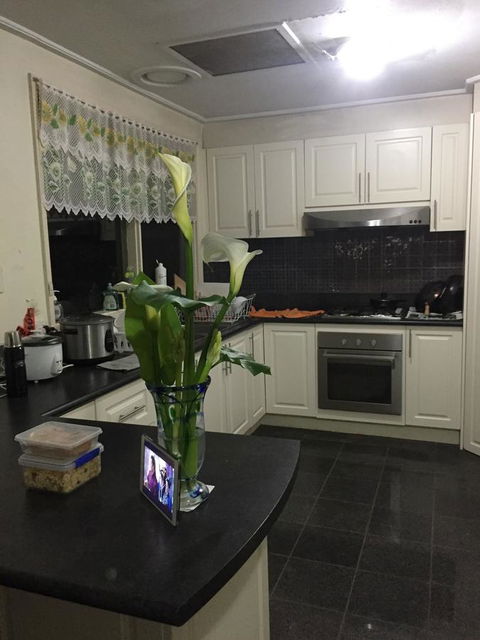 Doncaster Westfield Home Stay - Phillip Island Accommodation 11