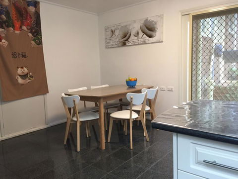 Doncaster Westfield Home Stay - Phillip Island Accommodation 20