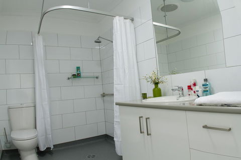 16 King Street - Phillip Island Accommodation 22