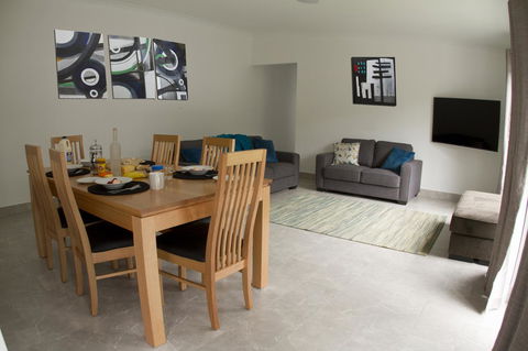 16 King Street - Phillip Island Accommodation 26
