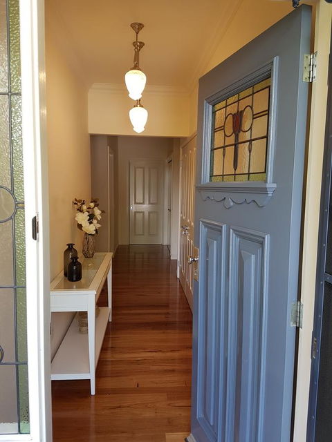 Healesville House - Fig Tree House - Phillip Island Accommodation 3