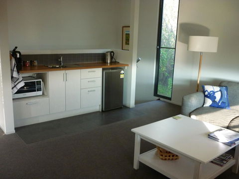 Saje\'s House & Pod - Phillip Island Accommodation 15