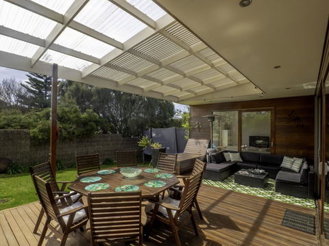Blairgowrie Moonah Beach House: Walk To Beach - Phillip Island Accommodation 1