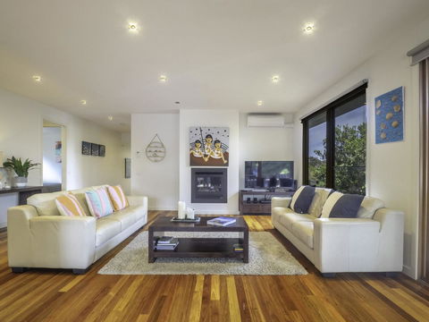 Blairgowrie Moonah Beach House: Walk To Beach - Phillip Island Accommodation 2