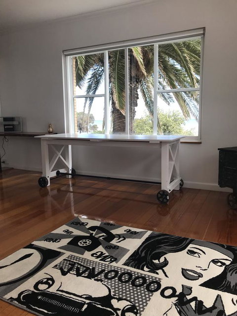 Beach Front Beauty - Phillip Island Accommodation 5
