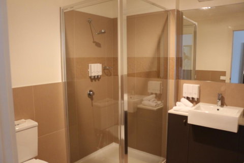 Bairnsdale International - Phillip Island Accommodation 27