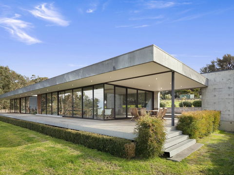 Cypress Hill - Phillip Island Accommodation 0
