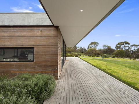 Cypress Hill - Phillip Island Accommodation 9