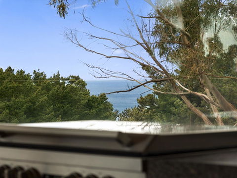 Cypress Hill - Phillip Island Accommodation 13