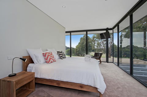 Cypress Hill - Phillip Island Accommodation 5