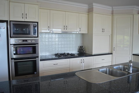 Ocean View Beach House - Phillip Island Accommodation 18