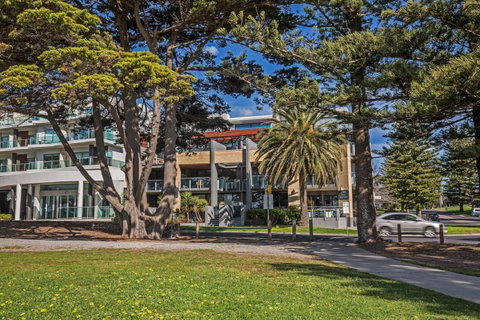 C-Scape Esplanade Cowes - Phillip Island Accommodation 4