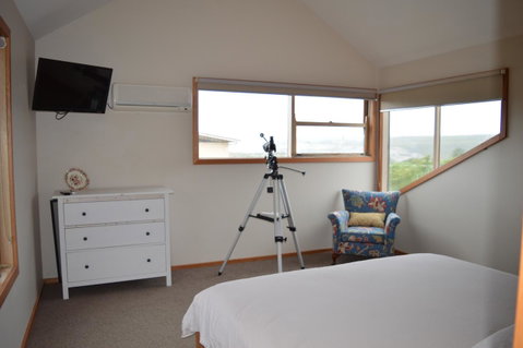 Apostle Hideaway - Central Port Campbell - Phillip Island Accommodation 23