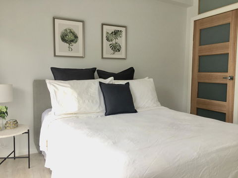 The Wheelhouse - 2BR Waterfront Apt In Town - Phillip Island Accommodation 4