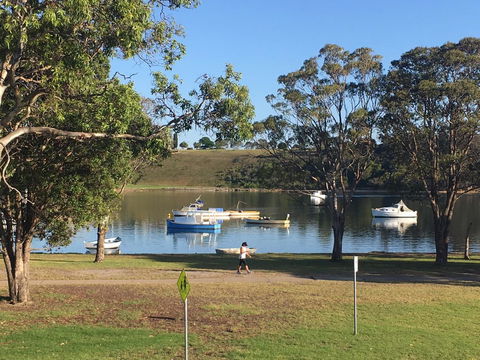 The Wheelhouse - 2BR Waterfront Apt In Town - Phillip Island Accommodation 20