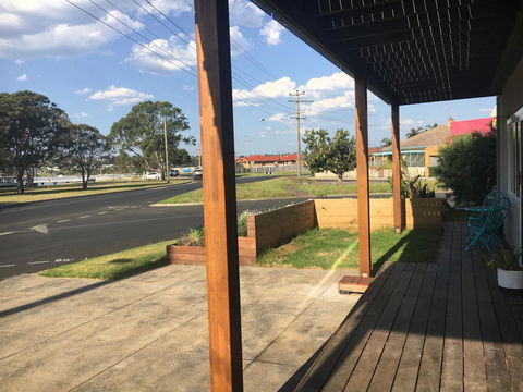 The Wheelhouse - 2BR Waterfront Apt In Town - Phillip Island Accommodation 18