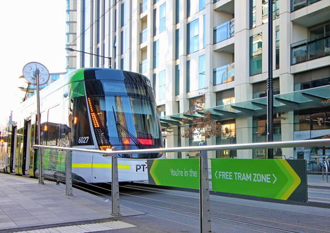 Auzzie Apartments Docklands, Melbourne - Phillip Island Accommodation 17