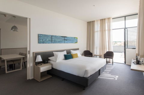 Quarters At Flinders Hotel - Phillip Island Accommodation 3