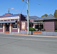The Bears Went Over The Mountain - Phillip Island Accommodation