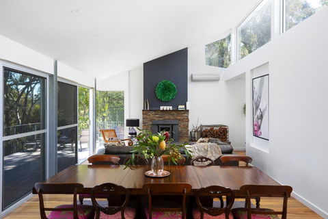 The Bird House - Phillip Island Accommodation 2