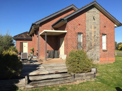 The Church Retreat - Phillip Island Accommodation 0