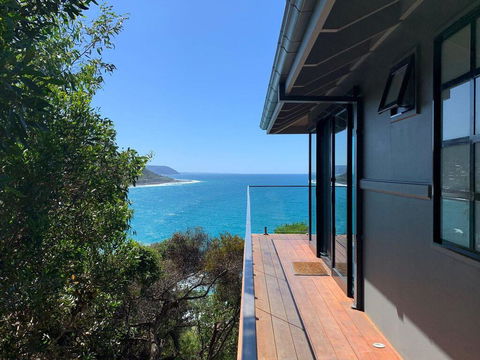 THE DECK HOUSE - A WYE RIVER ICON - Phillip Island Accommodation 3