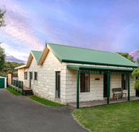 The Divide - Rye Back Beach Hideaway